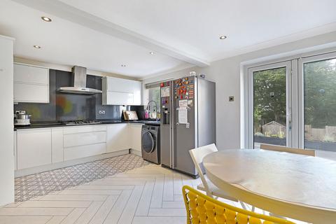 4 bedroom end of terrace house for sale, Ardmore Lane, Buckhurst Hill, IG9