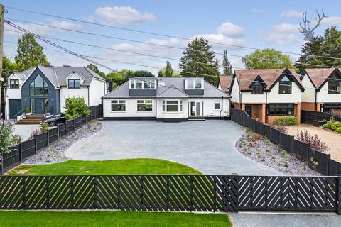 4 bedroom detached bungalow for sale, Bournebridge Lane, Stapleford Abbotts