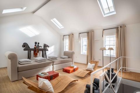 3 bedroom apartment for sale, Eccleston Mews, Belgravia, London, SW1X