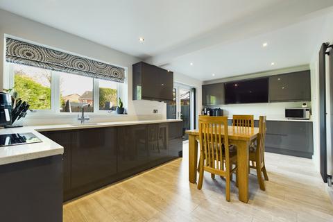 4 bedroom detached house for sale, Cormorant Rise, Worcester, Worcestershire, WR2