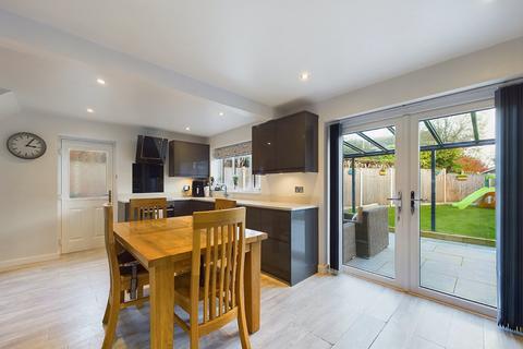 4 bedroom detached house for sale, Cormorant Rise, Worcester, Worcestershire, WR2