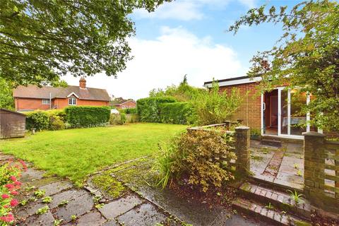 4 bedroom bungalow for sale, Broadlayings, Woolton Hill, Newbury, Hampshire, RG20