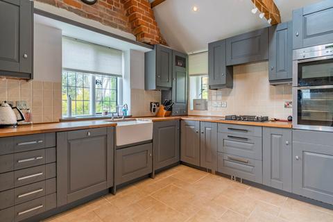 3 bedroom detached house for sale, Tewkesbury GL20