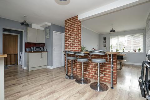 7 Herne Drive, Greenhill, Herne Bay, CT6 7SJ