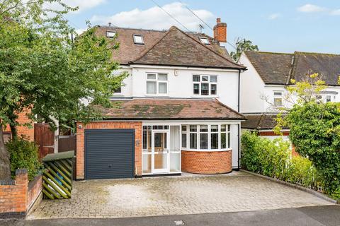 4 bedroom detached house for sale, Brook Road, Brentwood CM14