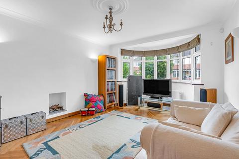 4 bedroom detached house for sale, Brook Road, Brentwood CM14