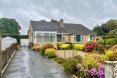 2 bedroom semi-detached bungalow for sale, Wetherby, Lacey Grove, LS22