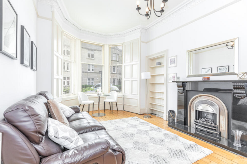 30, Learmonth Grove, Edinburgh, EH4 1BW 1 bed flat to rent £1,250 pcm (£288 pw)