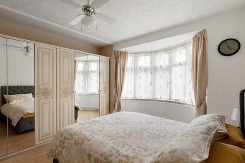 60 Harewood Road, Isleworth, TW7 5HL