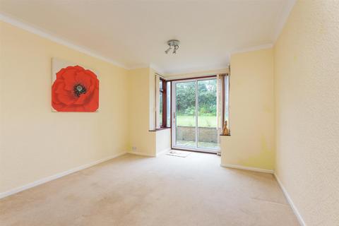 3 bedroom semi-detached house for sale, Barholm Road, Crosspool S10