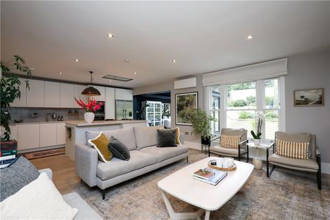 5 bedroom semi-detached house to rent, Seymour Road, SW19