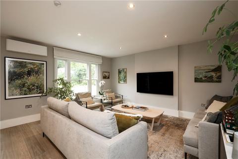 5 bedroom semi-detached house to rent, Seymour Road, SW19