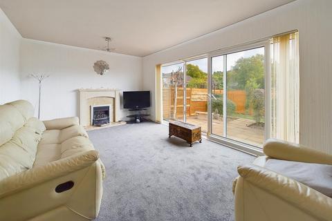 3 bedroom detached house for sale, Dale Farm Avenue, Nottingham NG3