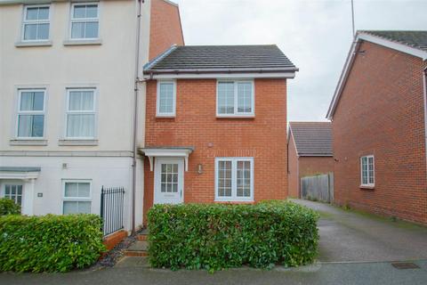 2 bedroom end of terrace house to rent, Hales Barn Road, Haverhill CB9