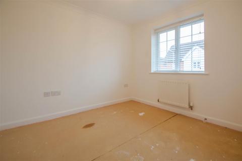 2 bedroom end of terrace house to rent, Hales Barn Road, Haverhill CB9