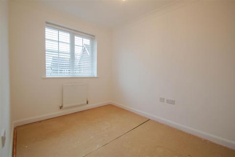 2 bedroom end of terrace house to rent, Hales Barn Road, Haverhill CB9