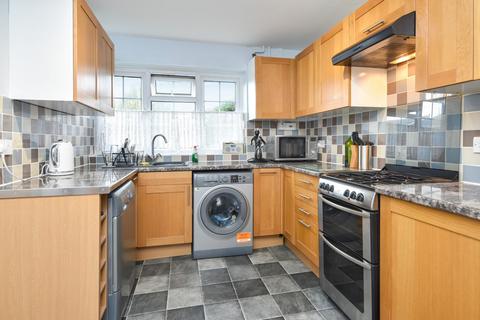 35 Aylesbeare, Shoeburyness, Southend-on-sea, SS3 8AE