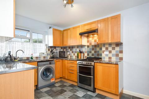 35 Aylesbeare, Shoeburyness, Southend-on-sea, SS3 8AE