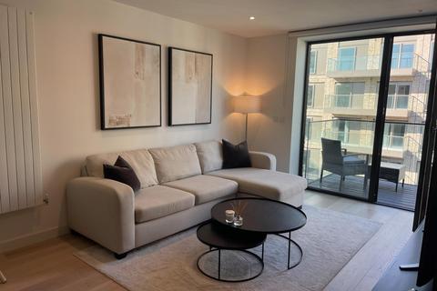 1 bedroom apartment for sale, John Cabot House, Royal Wharf, E16