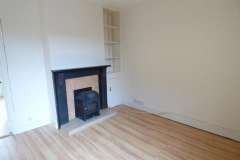 2 bedroom terraced house to rent, Clarence Street, Market Harborough