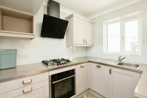 63 Mill Rise, Robertsbridge, TN32 5EG