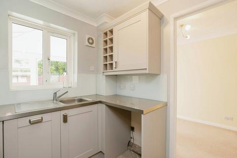 63 Mill Rise, Robertsbridge, TN32 5EG