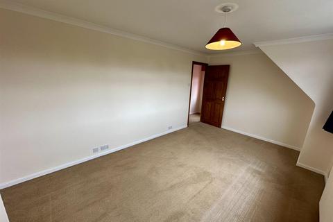 2 bedroom house to rent, Churchill Way, Mitcheldean GL17