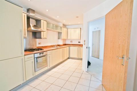 2 bedroom apartment to rent, Shippam Street, Chichester