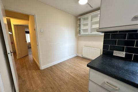 3 bedroom house to rent, Corporation Road, Gillingham ME7