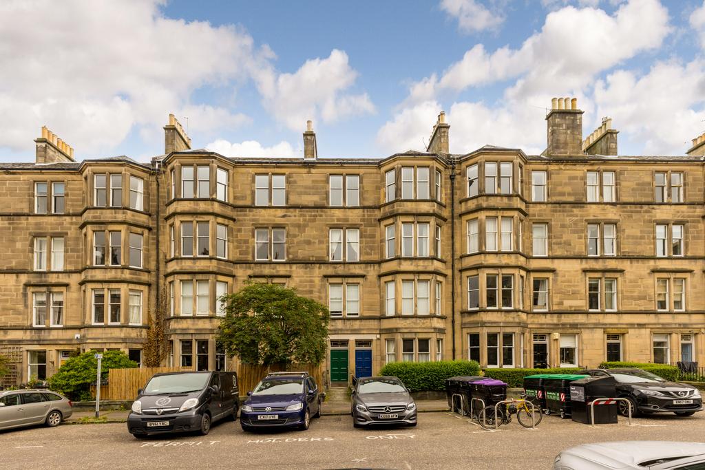 49/6 Arden Street, Edinburgh, EH9 1BS 3 bed flat for sale £450,000