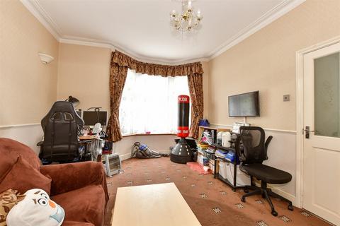 7 Norton Road, London, E10 7LQ