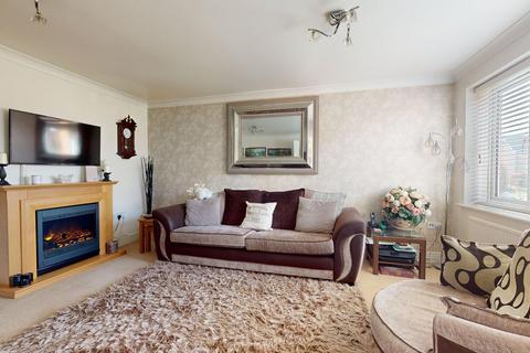 3 bedroom end of terrace house for sale, Rivenhall Way, Hoo, Rochester, Kent, ME3 9GF