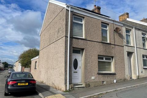 3 bedroom end of terrace house for sale, Christopher Street, Llanelli