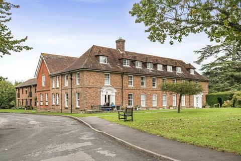 1 bedroom flat for sale, Delves Close, Ringmer, BN8 5EW