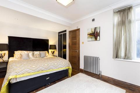 2 bedroom flat to rent, Barrie House, Lancaster Gate, Hyde Park, London, W2.