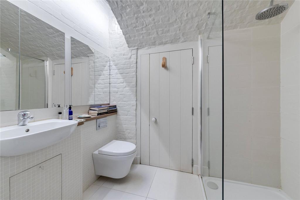 Lgf Shower Room
