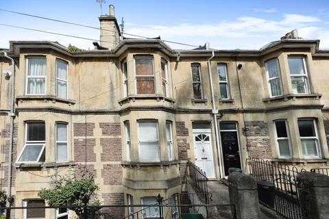 2 bedroom flat for sale, Manor Villas, Bath BA1