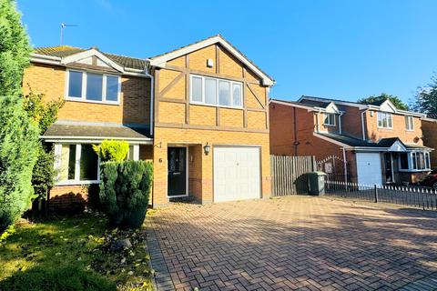 4 bedroom detached house to rent, Canterbury Close, Nuthall NG16