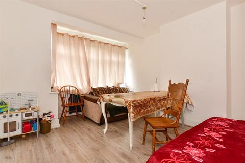 2 bedroom ground floor maisonette for sale, Woodford Green, Woodford Green, Essex