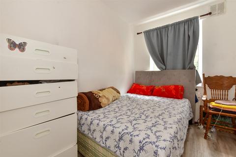 2 bedroom ground floor maisonette for sale, Woodford Green, Woodford Green, Essex