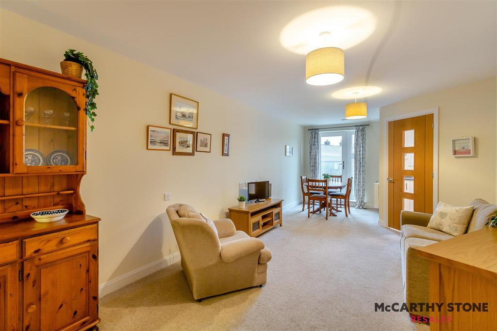8623429-interior08.jpg