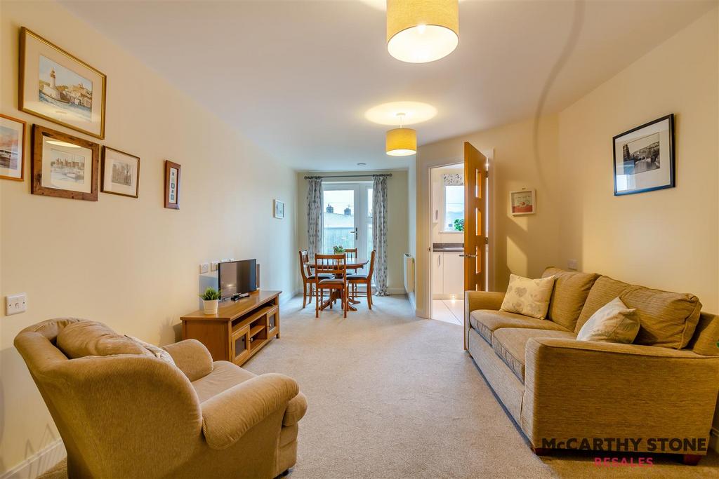 8623429-interior11.jpg