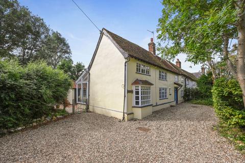 4 bedroom end of terrace house for sale, Church Hill, Helions Bumpstead