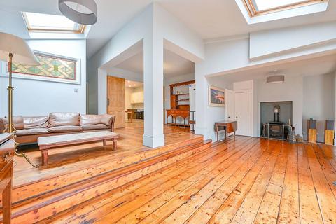 4 bedroom detached house for sale, Hardwicke Road, Chiswick, London, W4