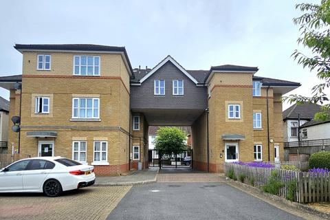 1 bedroom flat for sale, Sangam Close, Southall, Greater London, UB2