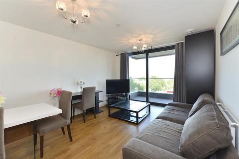 2 bedroom apartment to rent, Connaught Heights, Pontoon Dock, E16