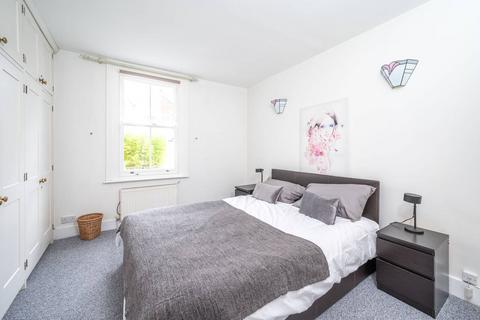 2 bedroom terraced house to rent, Maryon Mews, Hampstead, London, NW3