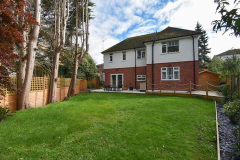 3 bedroom detached house for sale, St. Helens Park Road, Hastings