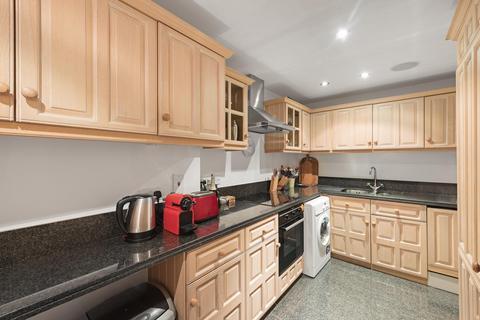 2 bedroom flat to rent, Collingham Gardens, South Kensington, London, SW5