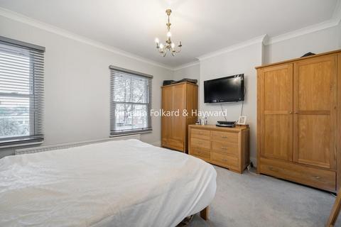 4 bedroom terraced house for sale, Hamilton Road, East Finchley